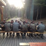 po paintballu w górach - posiłek polowy